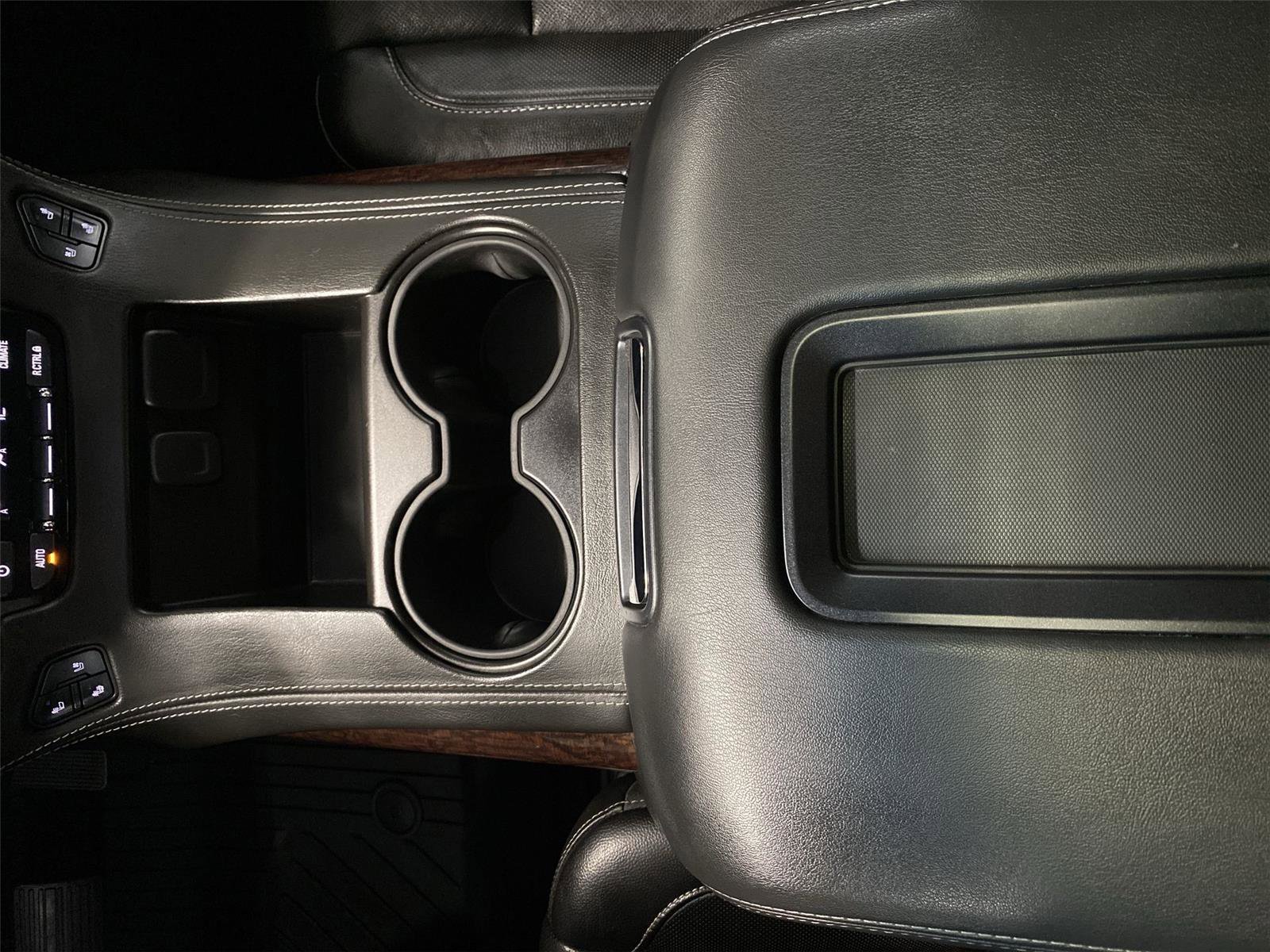 Used 2019 GMC Yukon SLT w/ Graphite Performance Edition image 27