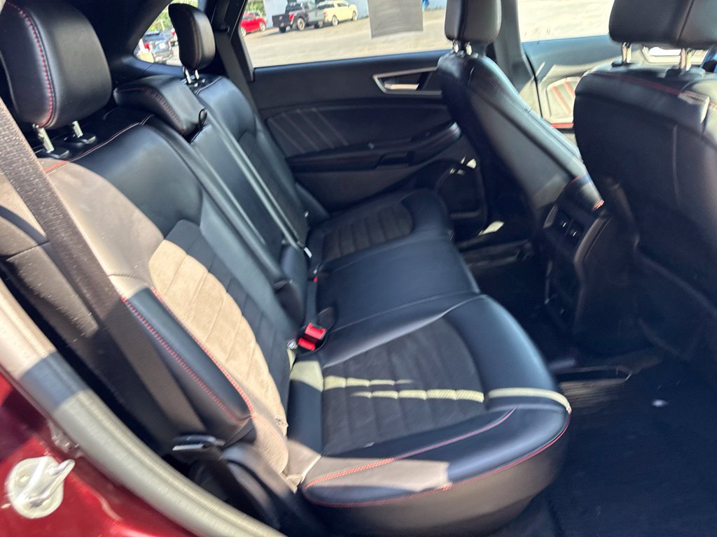 Used 2023 Ford Edge ST-Line AWD/4WD image 13