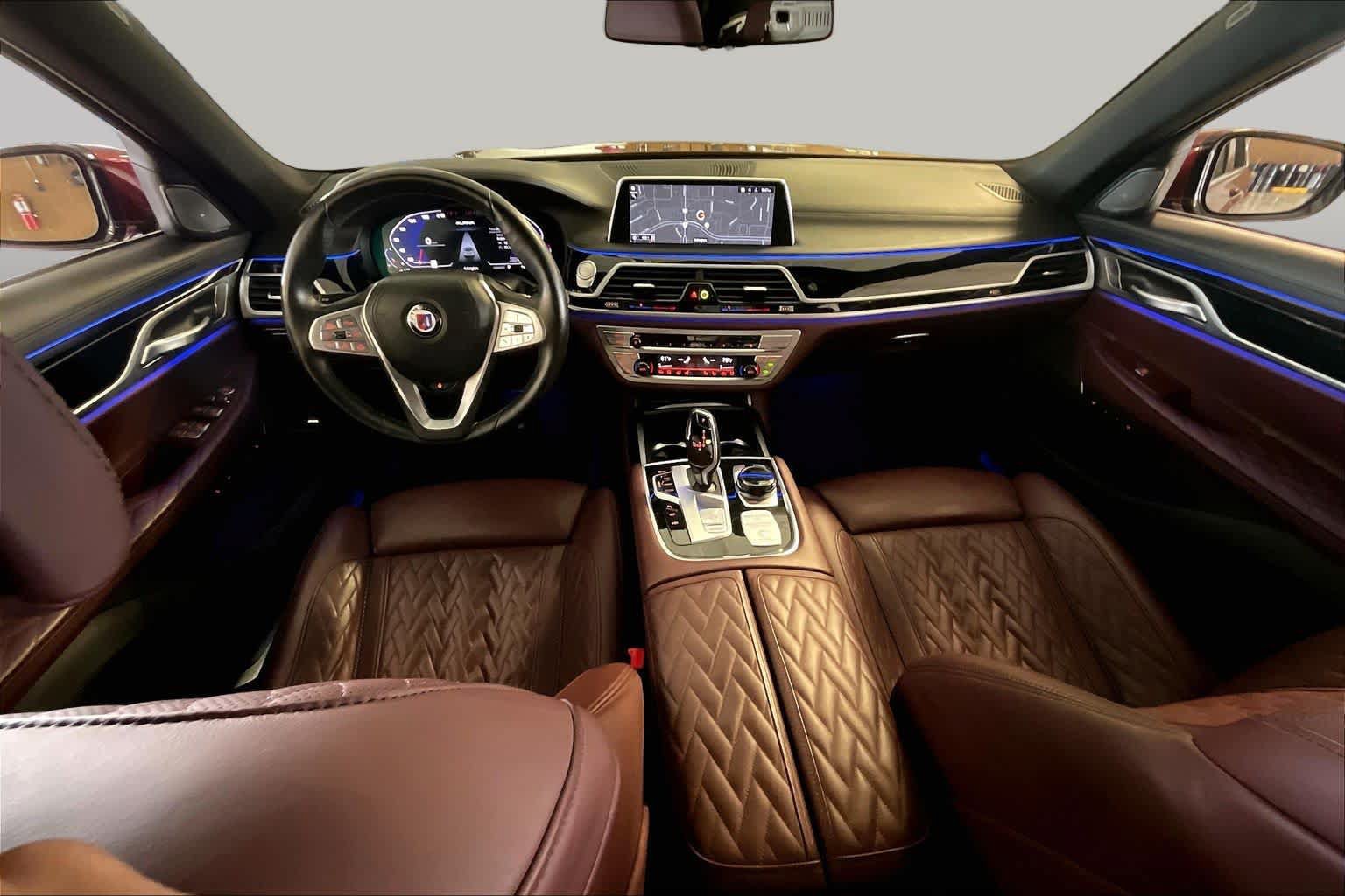 Used 2022 BMW ALPINA B7 xDrive w/ Luxury Rear Seating Package AWD/4WD image 14