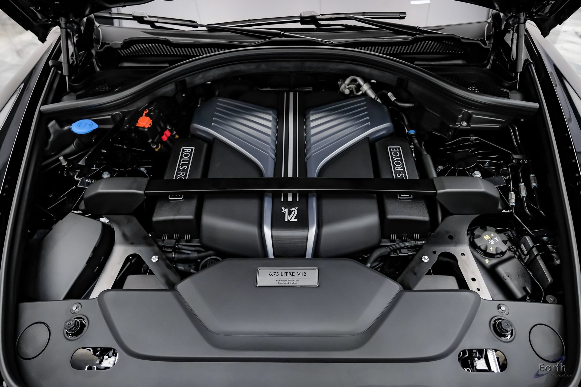 Used 2026 Rolls-Royce Cullinan Black Badge AWD/4WD image 4