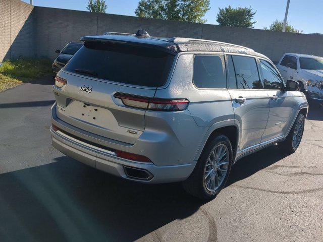 Used 2022 Jeep Grand Cherokee L Summit w/ Luxury Tech Group V AWD/4WD image 6
