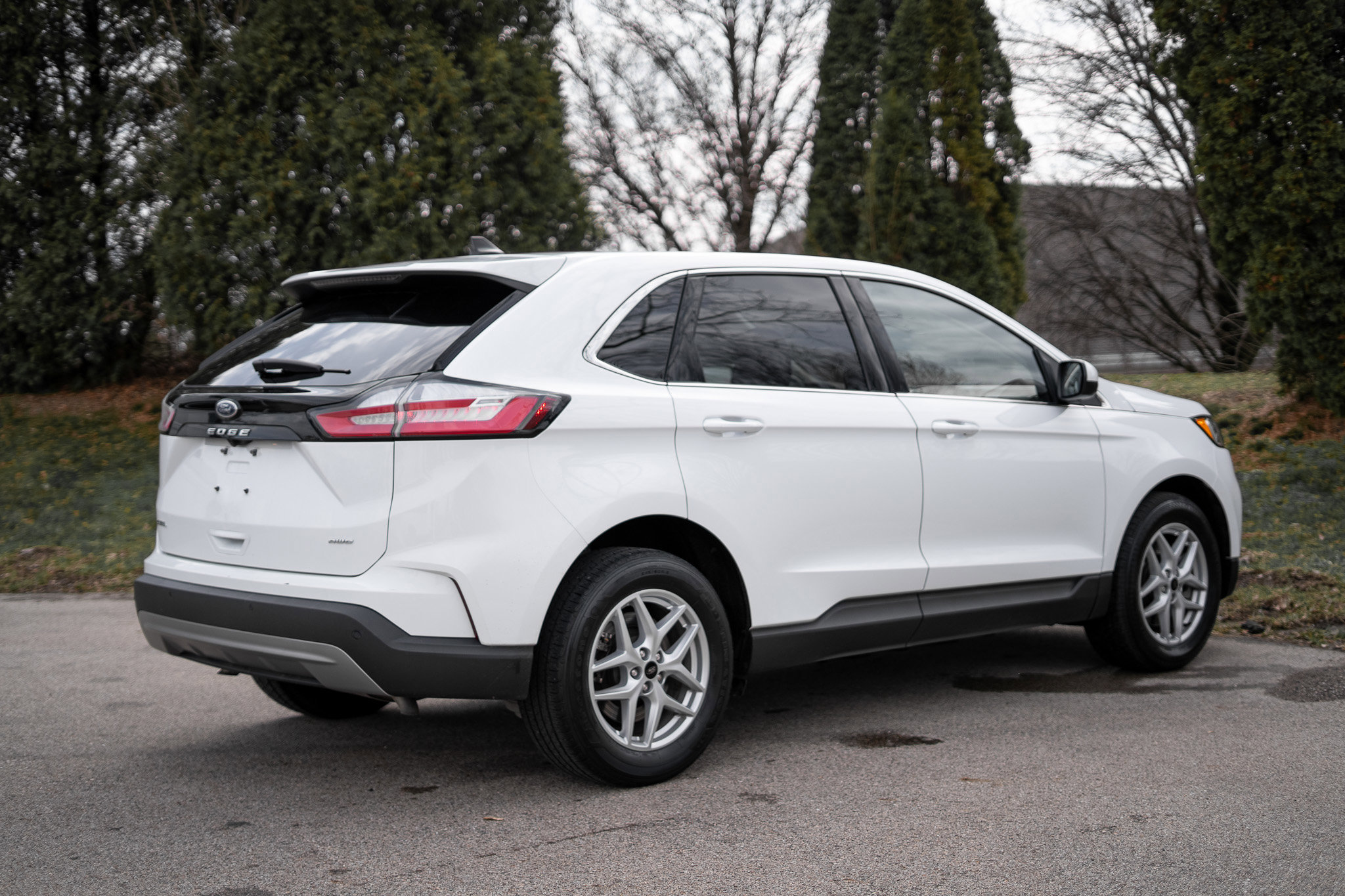 Used 2024 Ford Edge SEL image 5