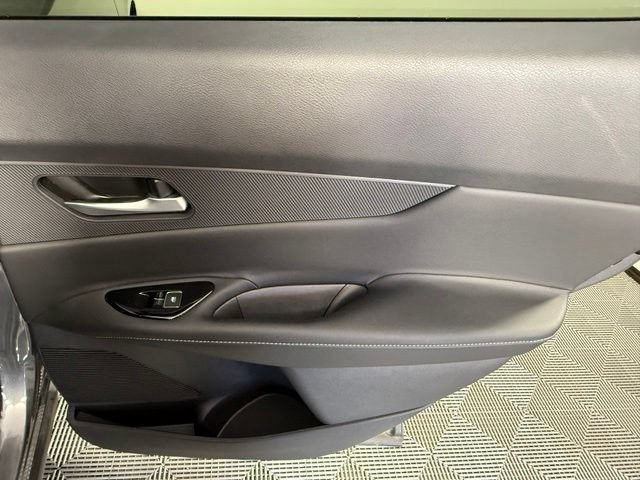 Used 2025 Nissan Murano SV AWD/4WD image 39
