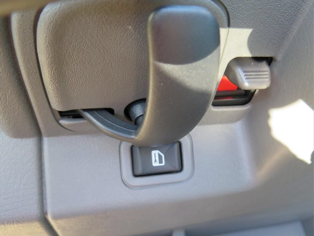New 2026 Chevrolet Express 2500 w/ Driver Convenience Package RWD image 9