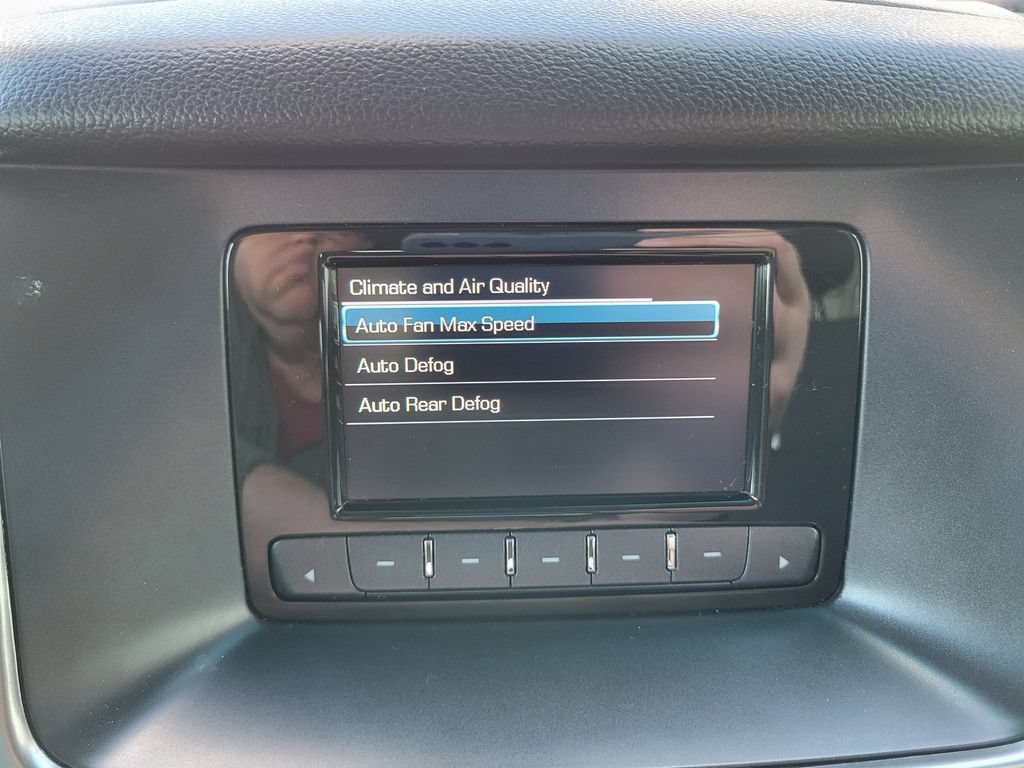 Used 2016 Chevrolet Tahoe 4WD w/ Remote Keyless Entry Package image 39