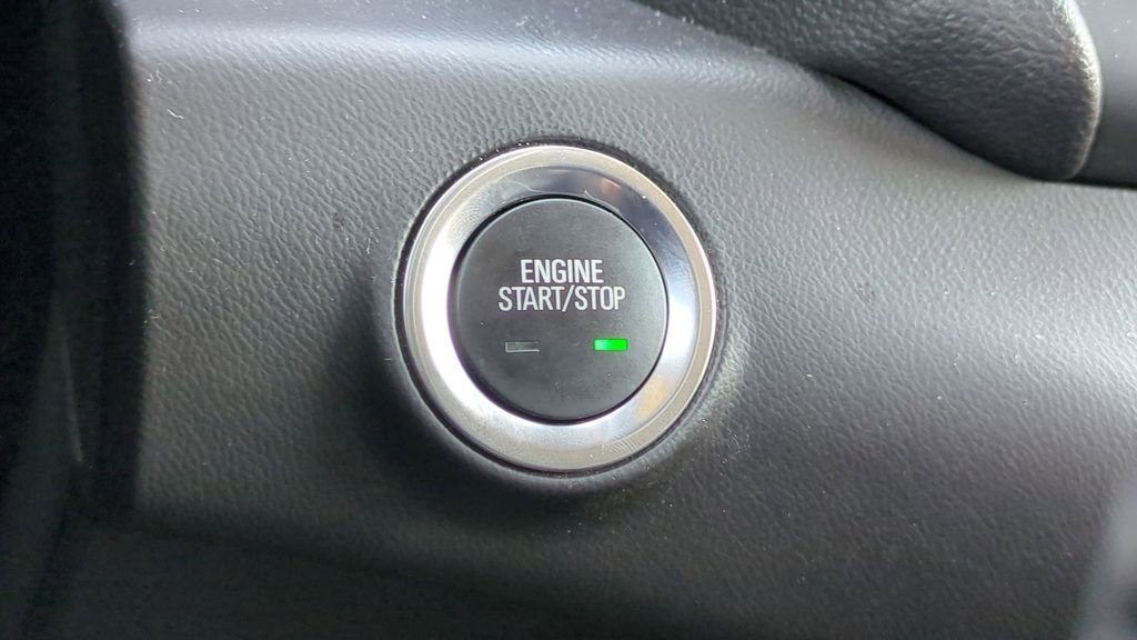 Used 2021 GMC Terrain SLE w/ Driver Convenience Package image 33