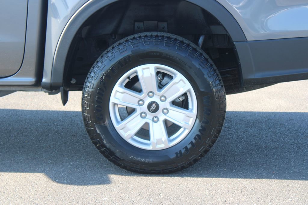 Used 2024 Ford Ranger XL image 17
