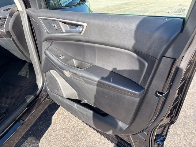 Used 2024 Ford Edge SEL w/ Convenience Package AWD/4WD image 6