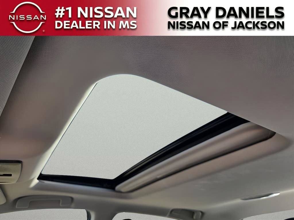 New 2025 Nissan Altima 2.5 SR w/ SR Premium Package image 11