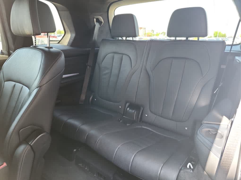 Used 2022 BMW X7 M50i AWD/4WD image 26