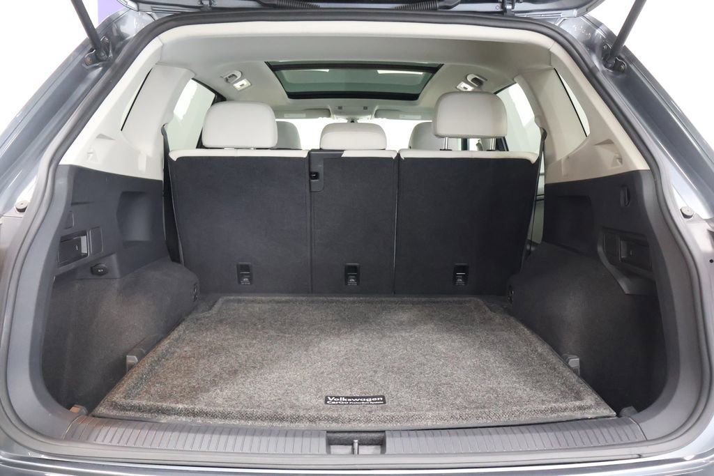 Used 2019 Volkswagen Tiguan SE w/ Panoramic Sunroof Package image 27