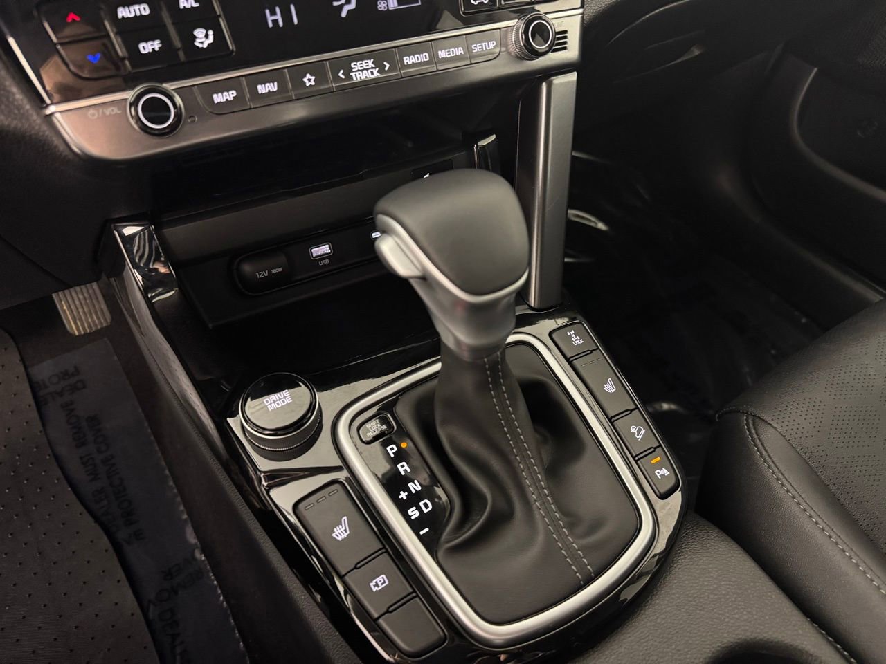 Used 2025 Kia Seltos EX image 19