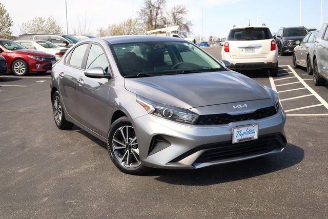 Certified 2023 Kia Forte LXS image 2