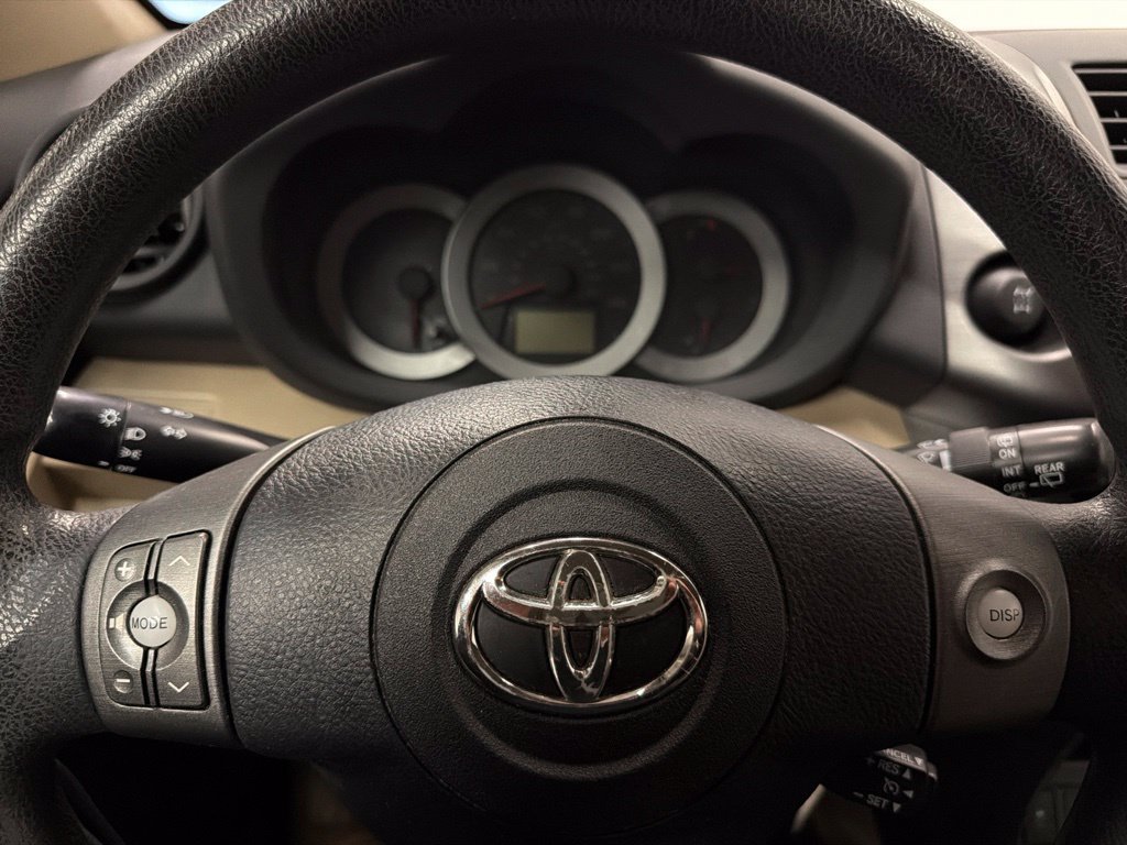 Used 2012 Toyota RAV4 4WD w/ Value Pkg image 21