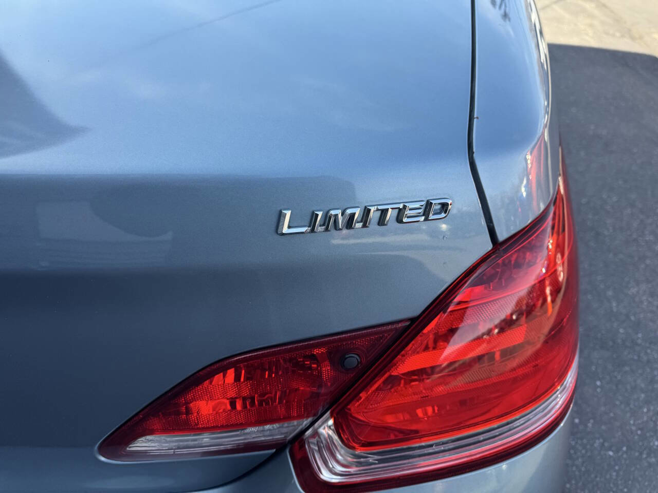 Used 2006 Toyota Avalon Limited FWD image 8