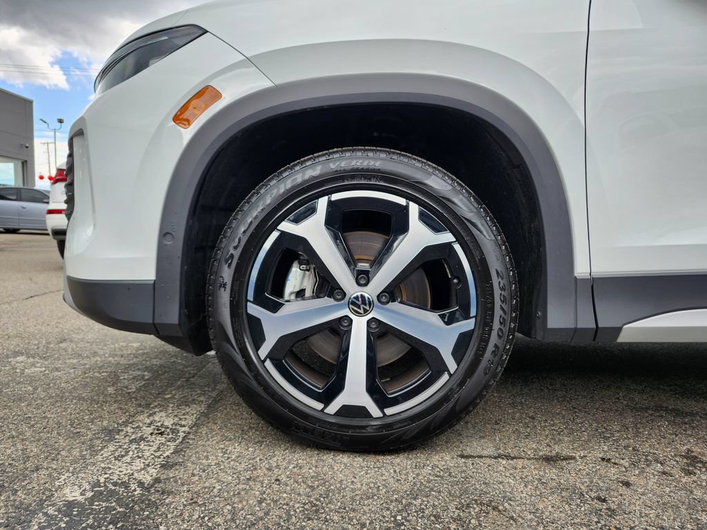 Certified 2026 Volkswagen Tiguan SE AWD/4WD image 17