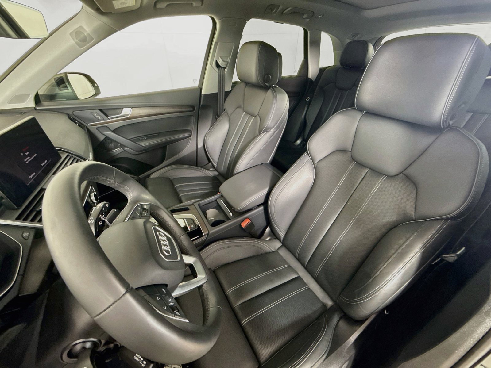 Certified 2024 Audi Q5 2.0T Prestige AWD/4WD image 5