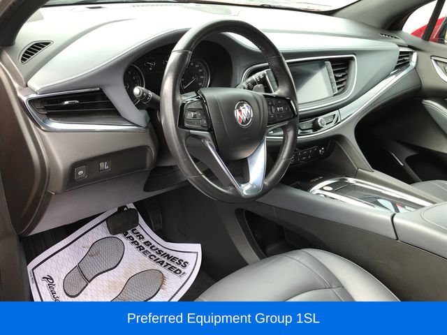 Used 2023 Buick Enclave Essence image 4