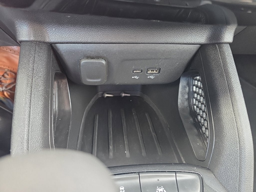Used 2025 Chevrolet TrailBlazer LT FWD image 24