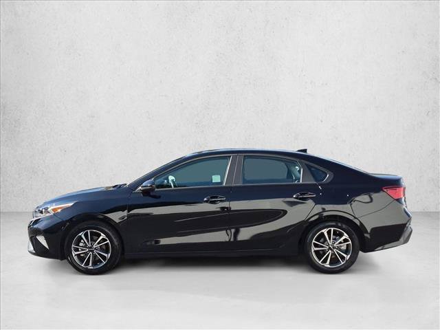 Used 2022 Kia Forte LXS FWD image 9