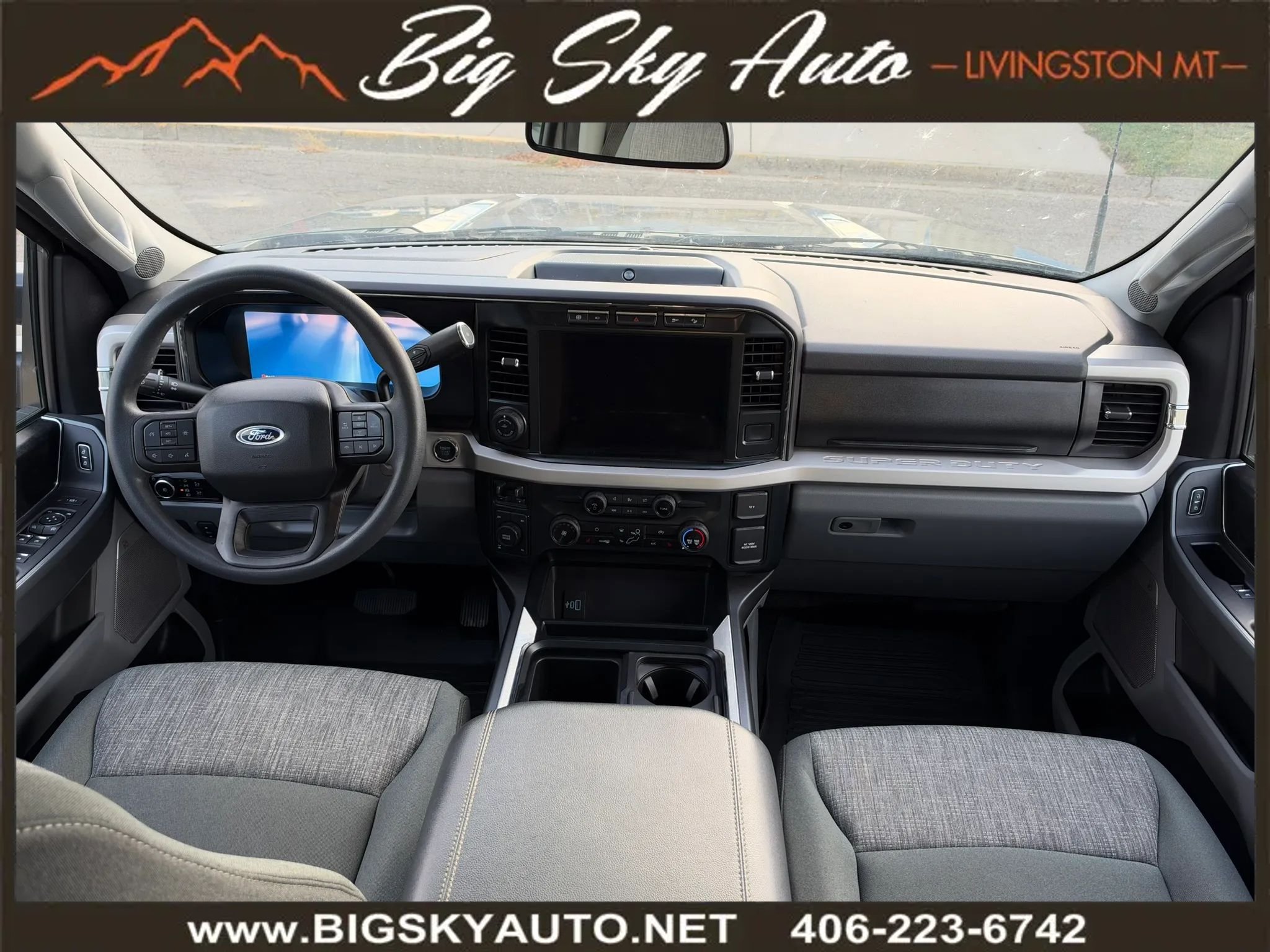 Used 2023 Ford F350 XLT w/ XLT Premium Package AWD/4WD image 15