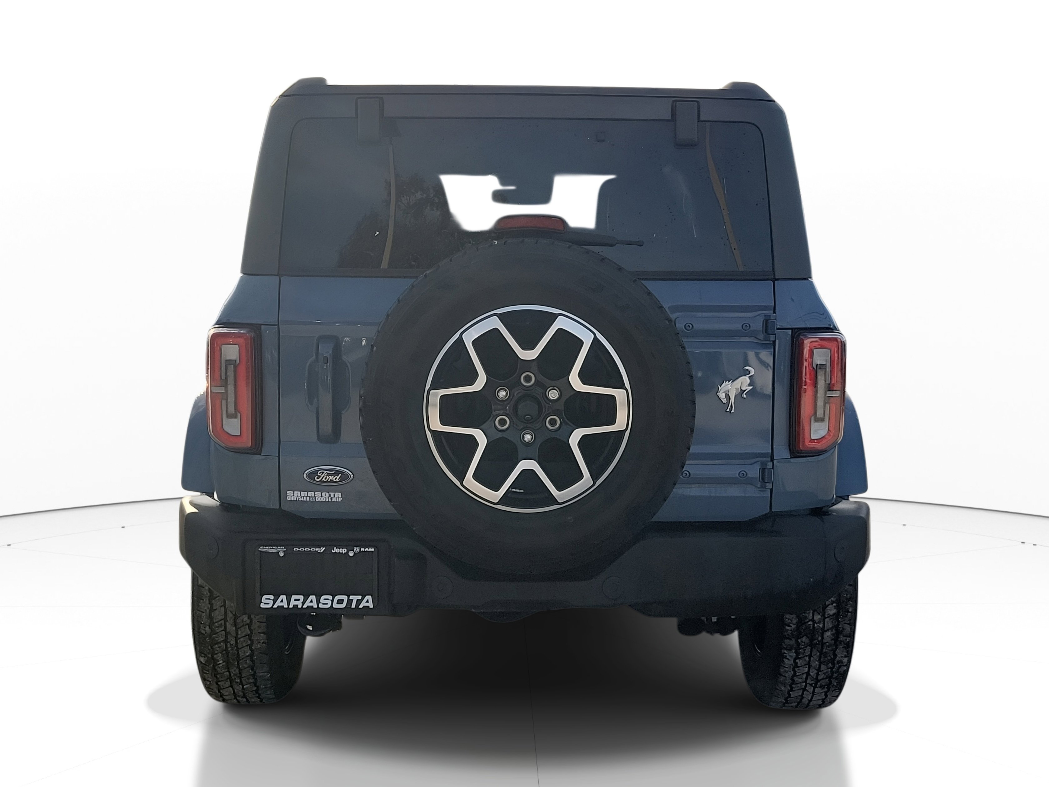 Used 2023 Ford Bronco Outer Banks image 5