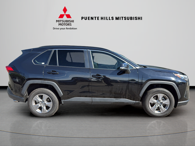 Used 2025 Toyota RAV4 XLE FWD image 4
