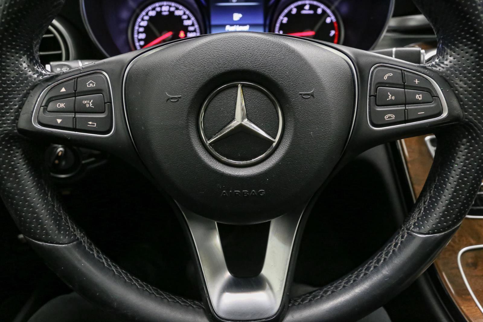 Used 2017 Mercedes-Benz C 300 4MATIC Sedan image 34