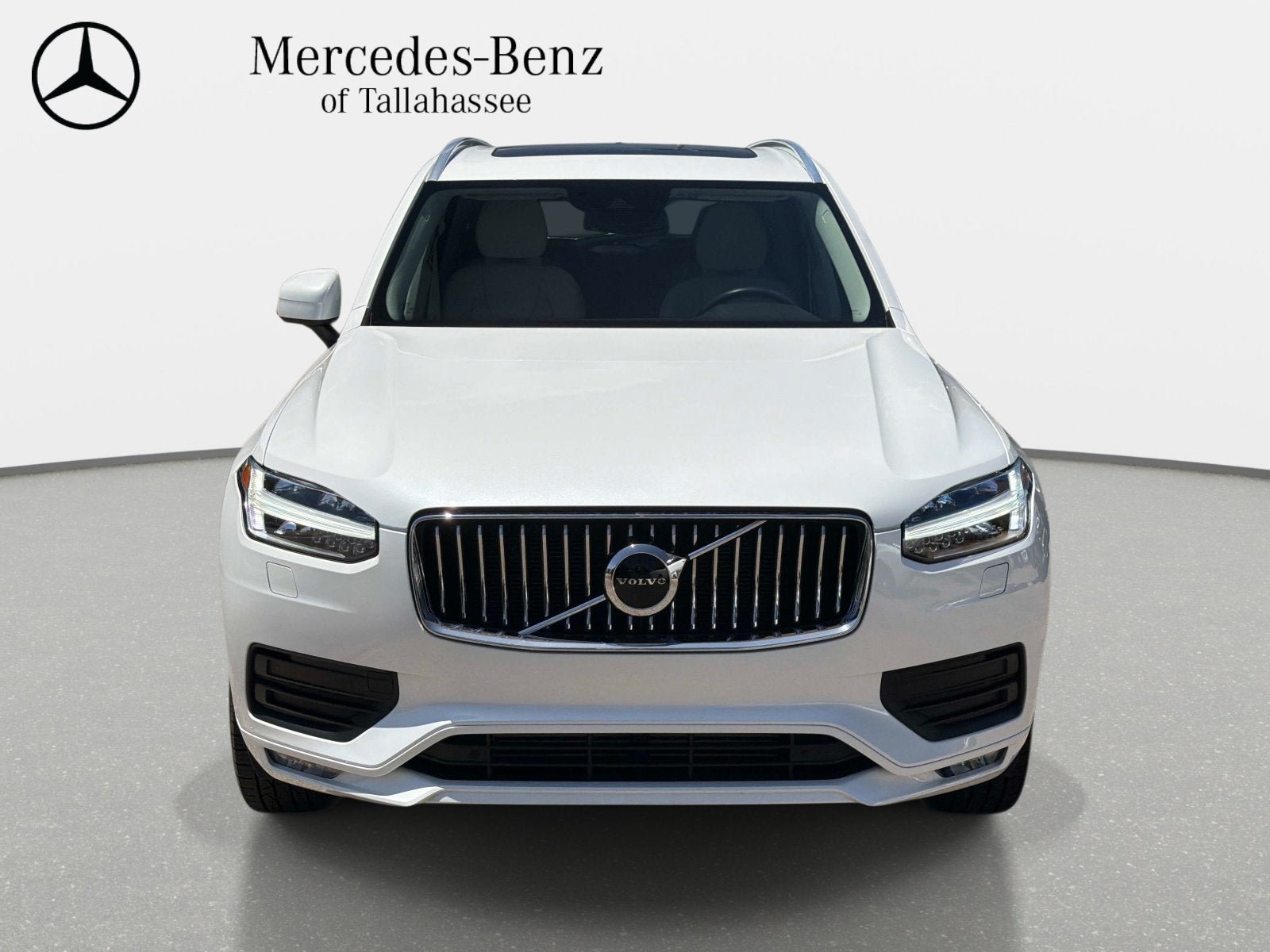 Used 2021 Volvo XC90 T5 Momentum w/ Climate Package FWD image 2