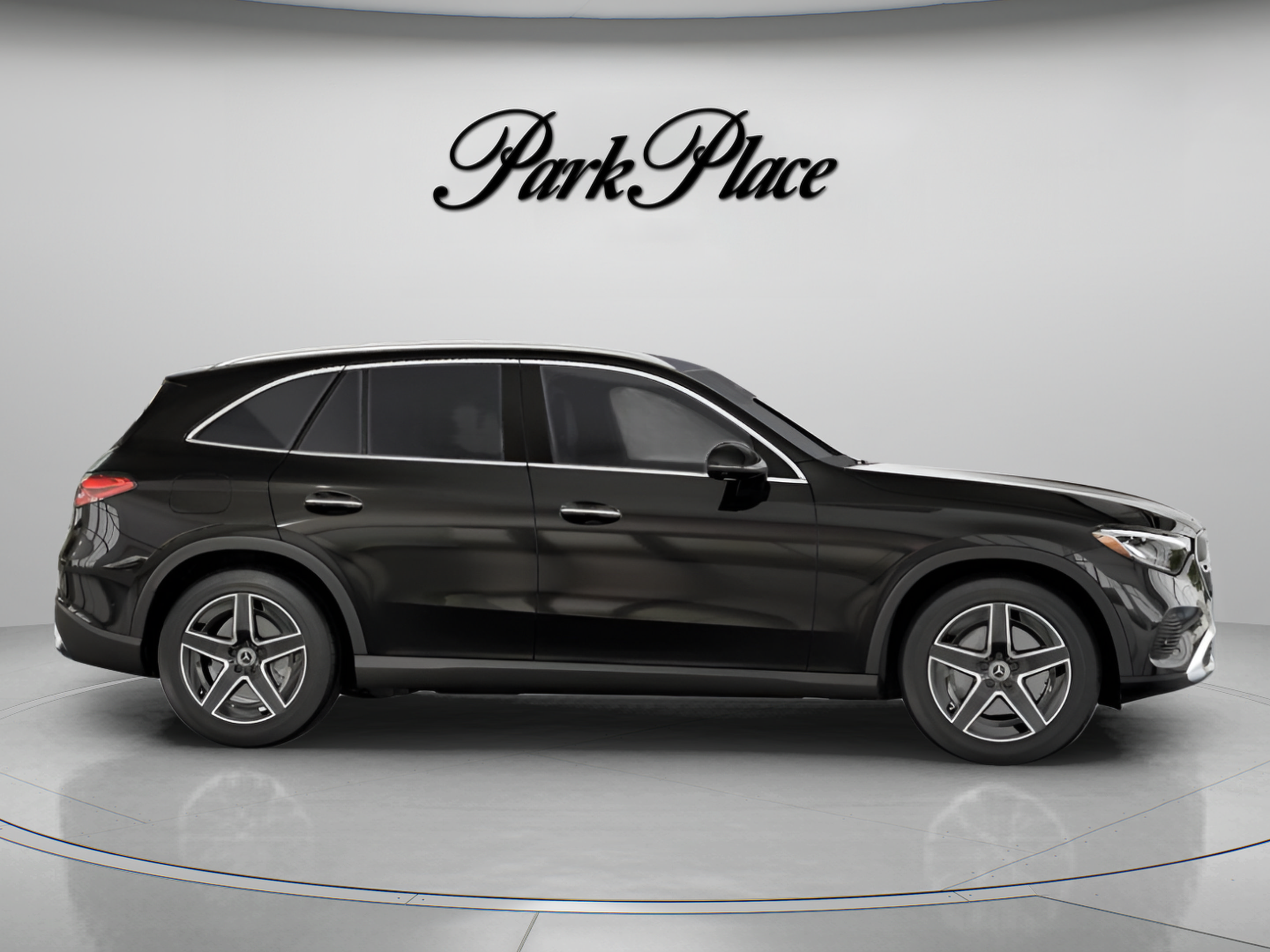 Used 2026 Mercedes-Benz GLC 300 4MATIC image 27