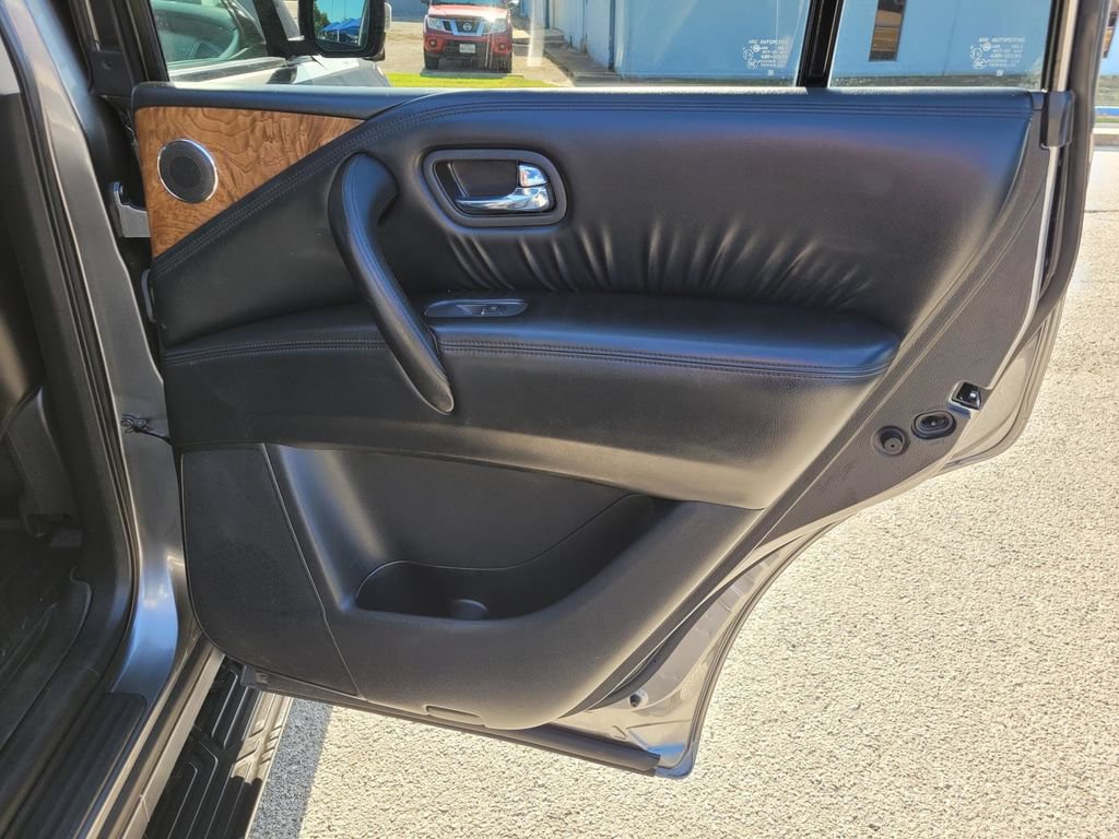 Used 2021 Nissan Armada SL w/ Captain's Chairs Package RWD image 10