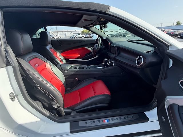 Used 2021 Chevrolet Camaro SS RWD image 14