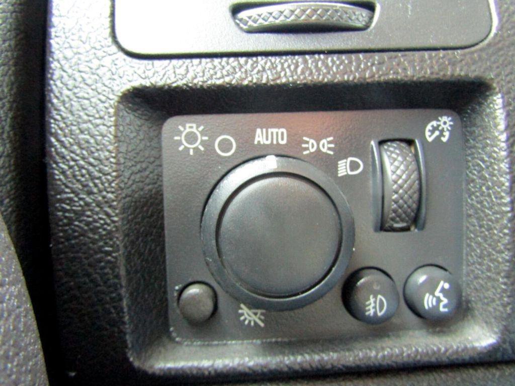 Used 2008 HUMMER H3 Luxury AWD/4WD image 13