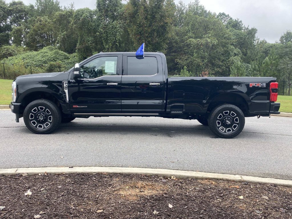 Certified 2024 Ford F350 Platinum AWD/4WD image 7