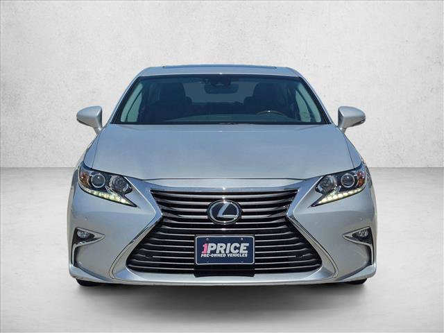 Used 2017 Lexus ES 350 w/ Premium Package FWD image 2