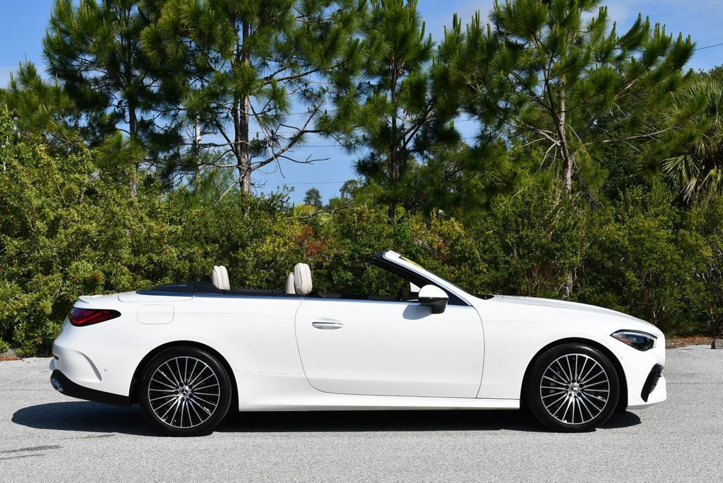 Used 2024 Mercedes-Benz CLE 450 4MATIC Cabriolet image 42