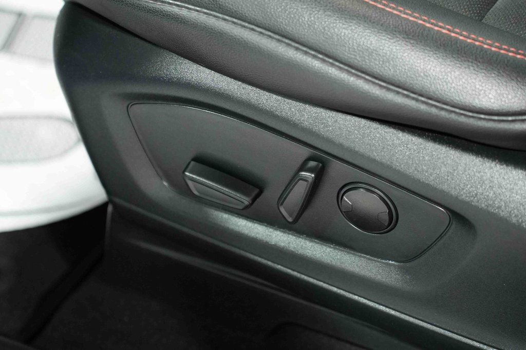 Used 2023 Ford Explorer ST-Line image 25