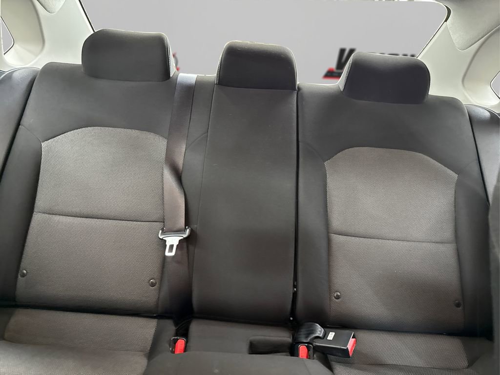 Used 2022 Kia Forte LXS image 18