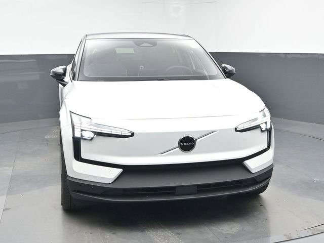 New 2026 Volvo EX30 Plus w/ Climate Package RWD image 2