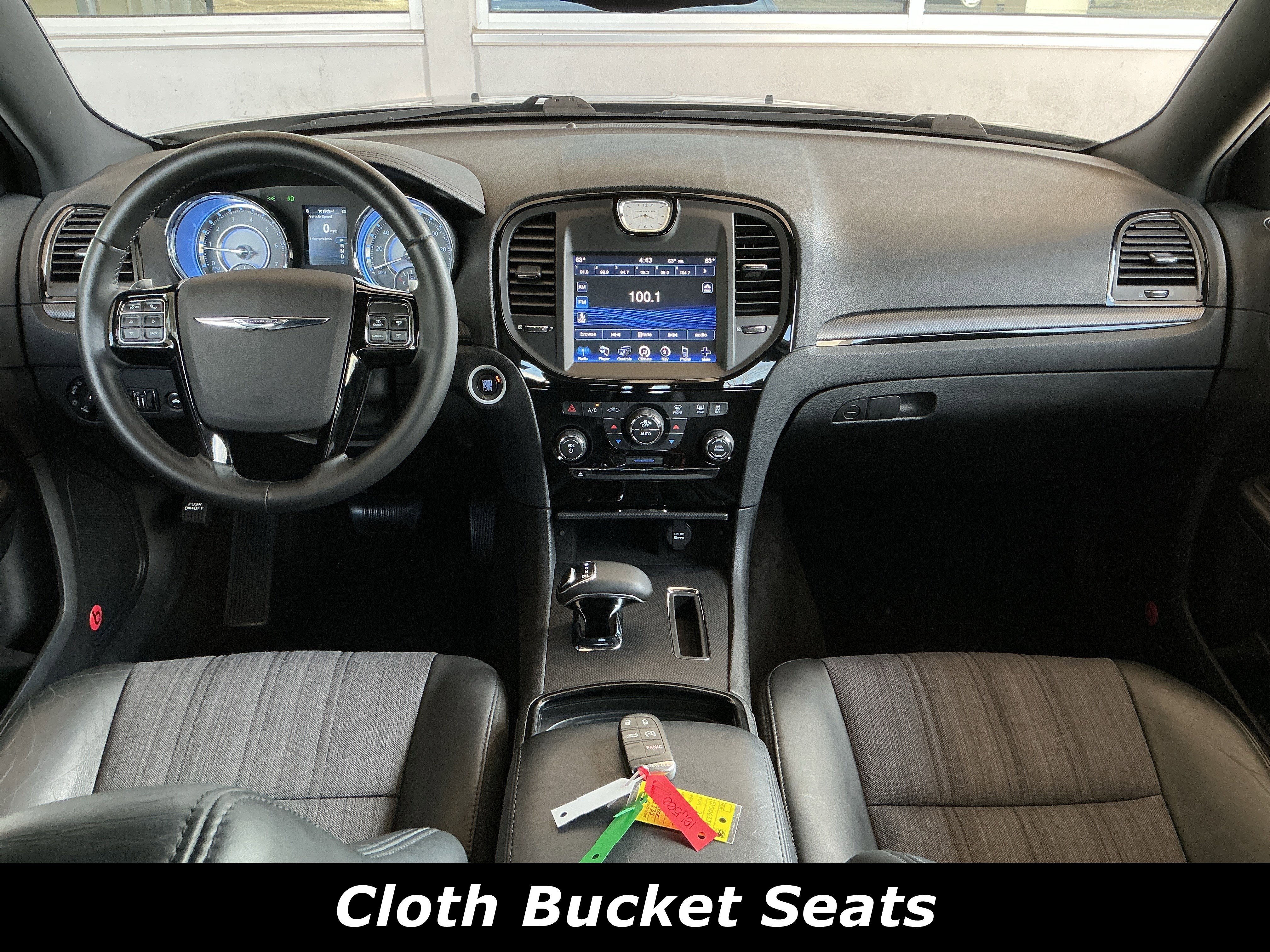 Used 2013 Chrysler 300 S image 4