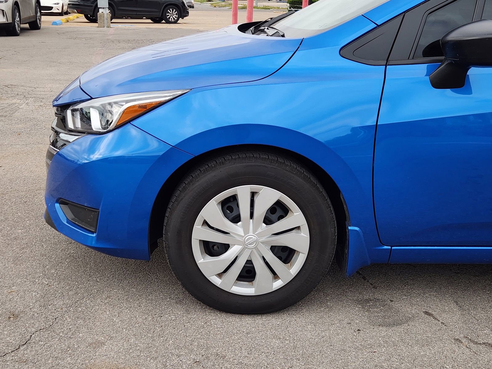 Used 2024 Nissan Versa S w/ Trunk Package FWD image 9