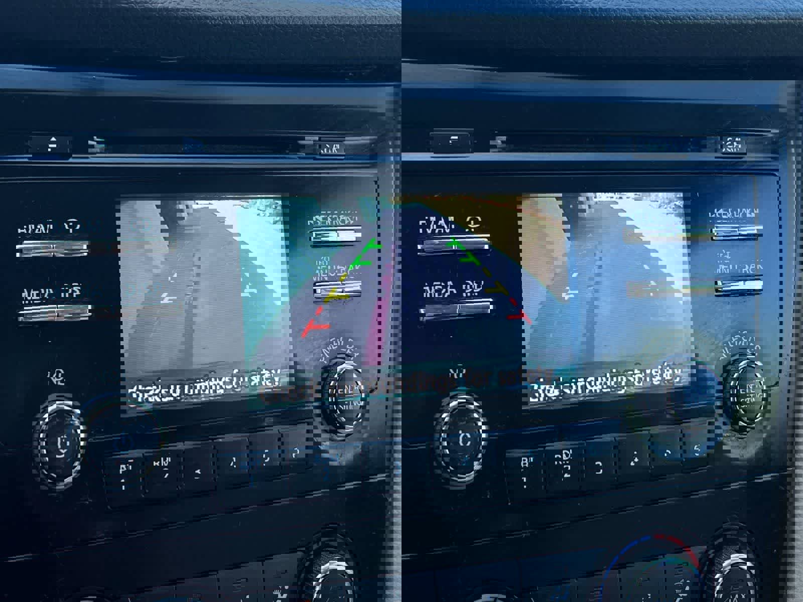 Used 2015 Nissan Rogue S w/ S Family Package image 20