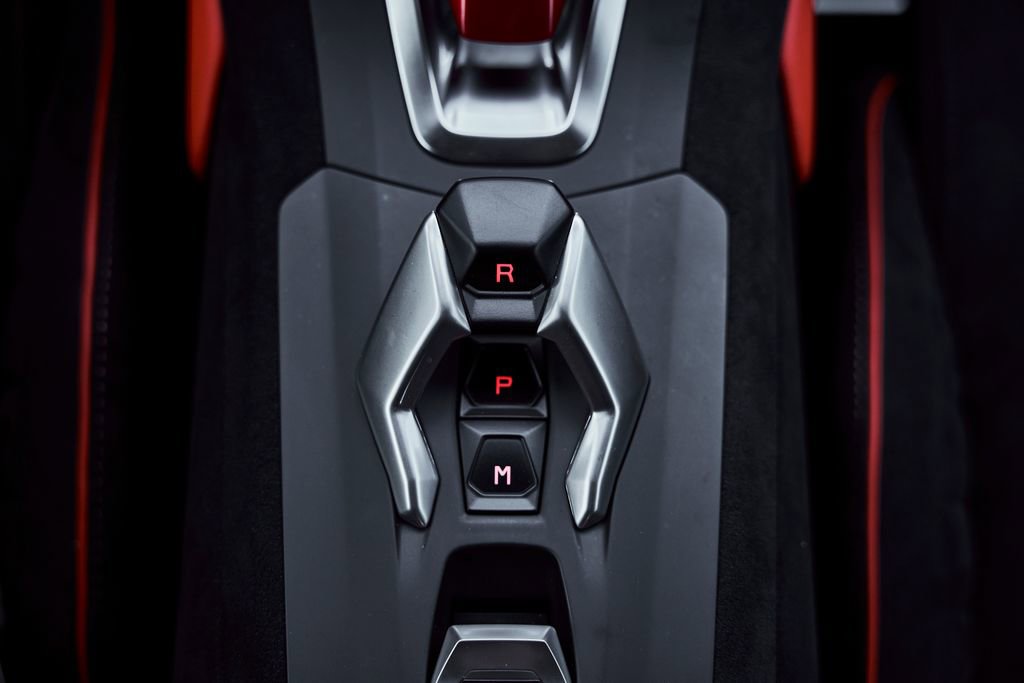 Used 2024 Lamborghini Huracan STO RWD image 64
