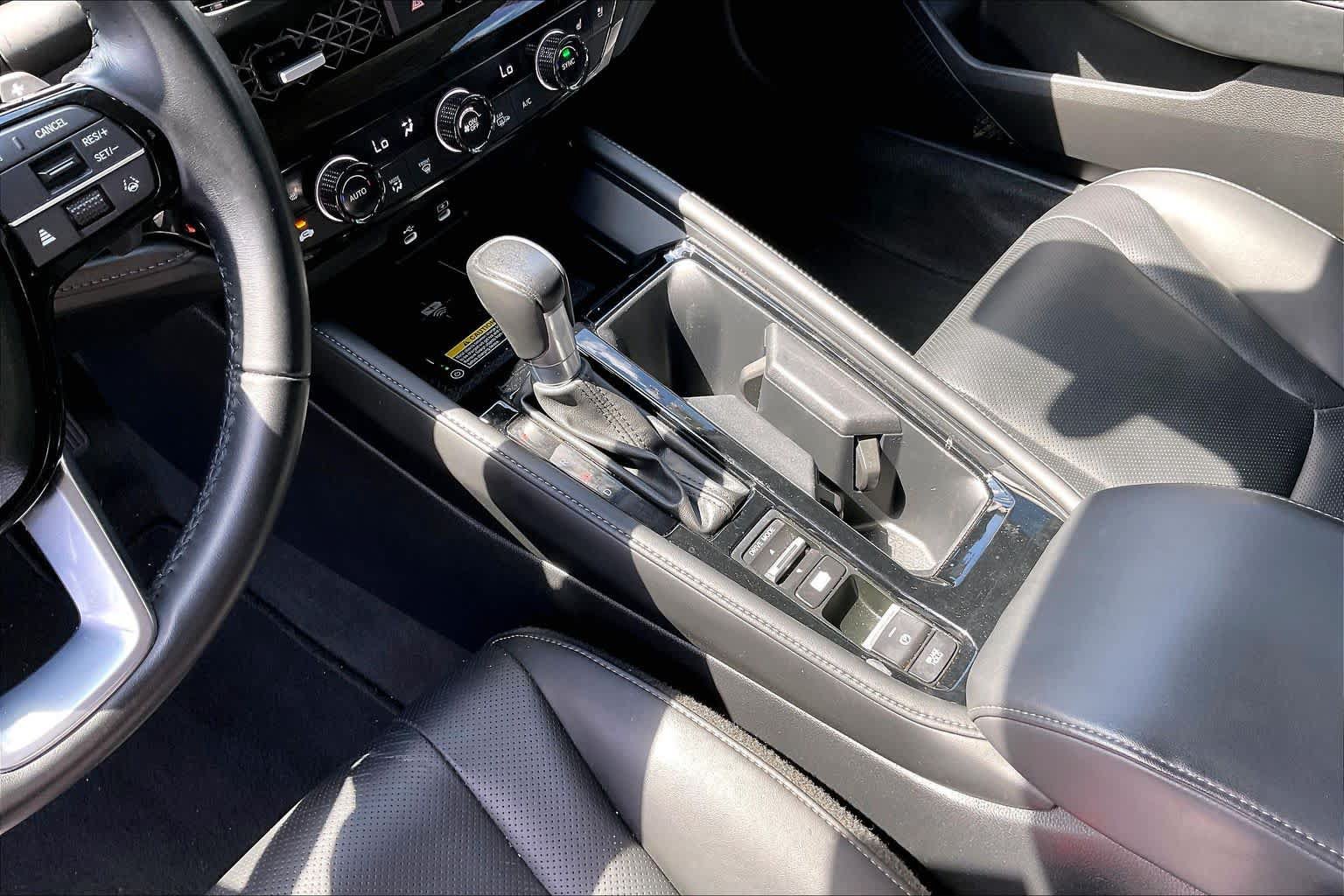 Used 2023 Honda Accord Touring image 16