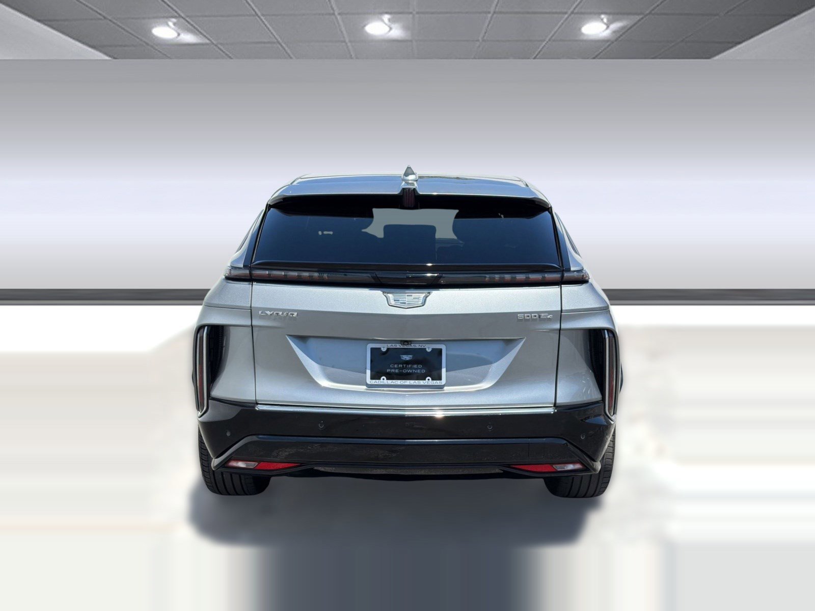 Certified 2024 Cadillac Lyriq Luxury AWD/4WD image 9