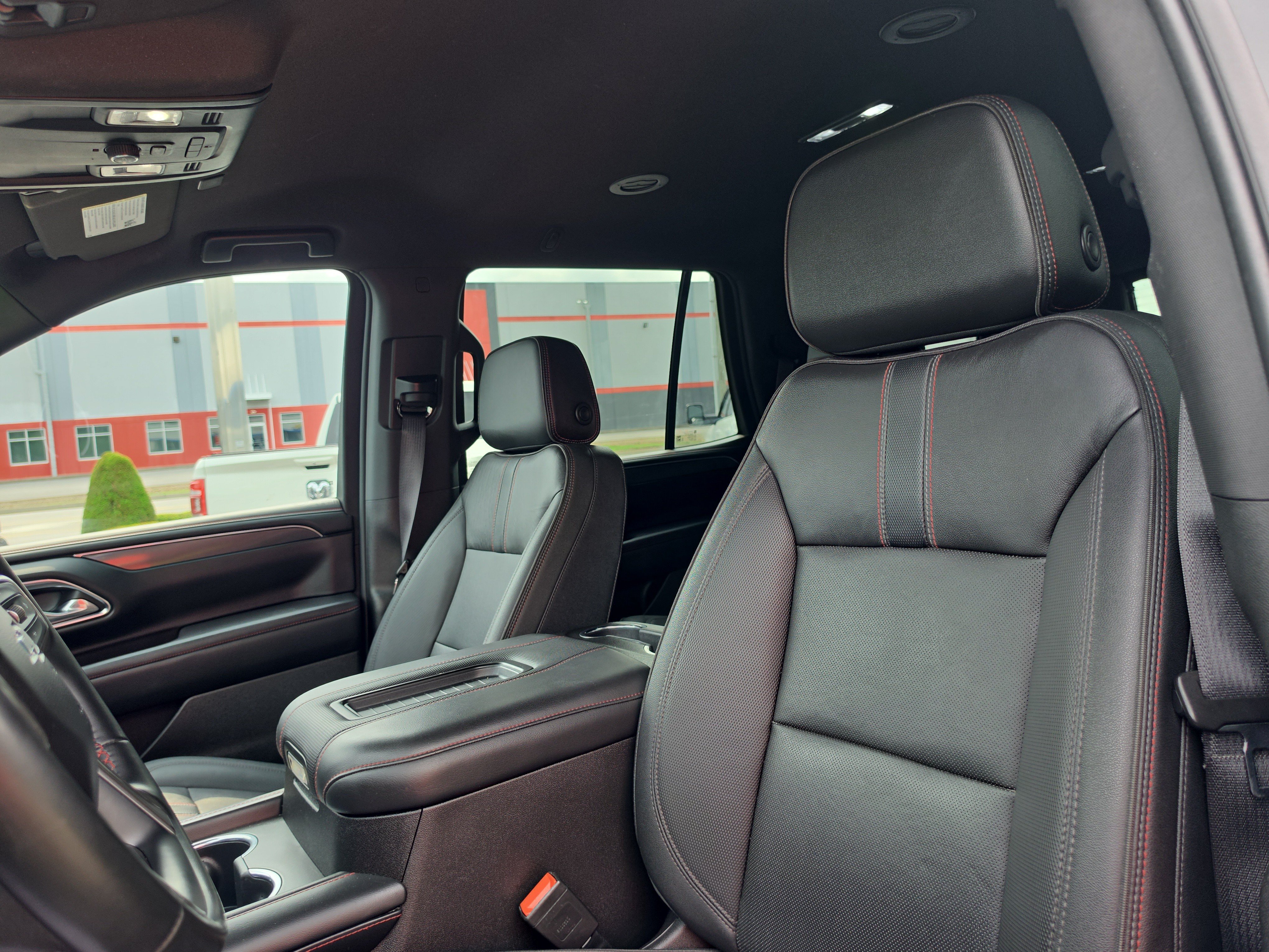 Used 2023 Chevrolet Tahoe RST AWD/4WD image 11