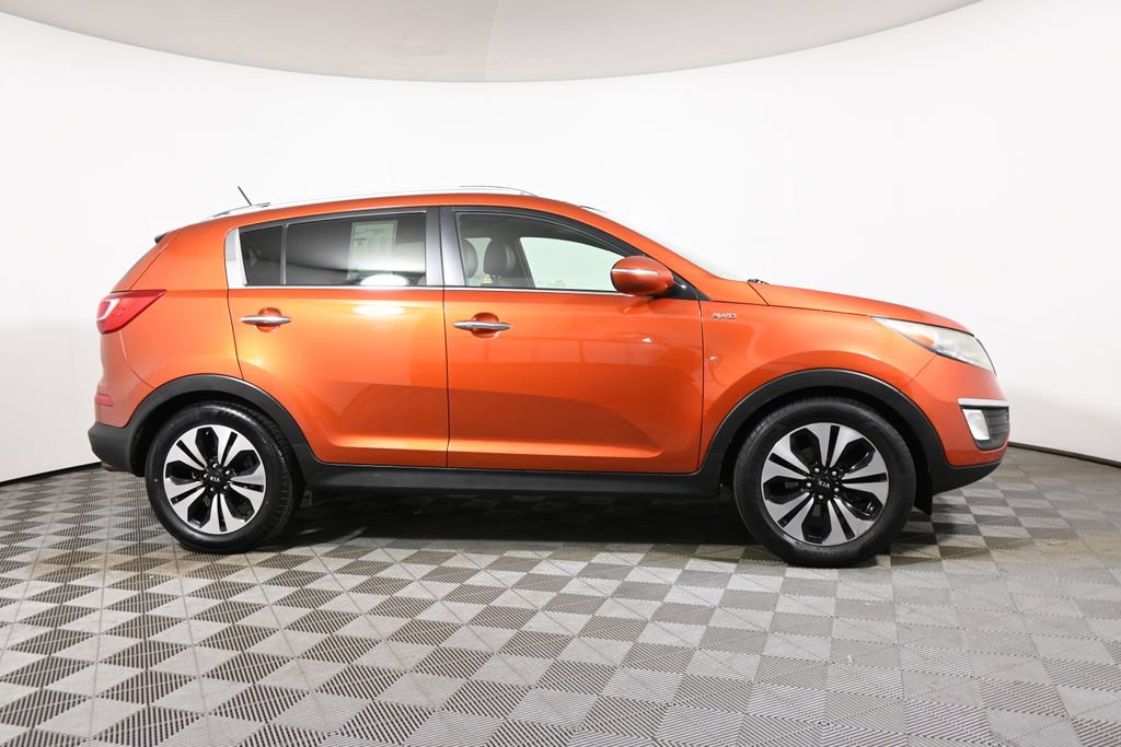 Used 2011 Kia Sportage SX w/ Premium Pkg w/Color Pkg AWD/4WD image 8