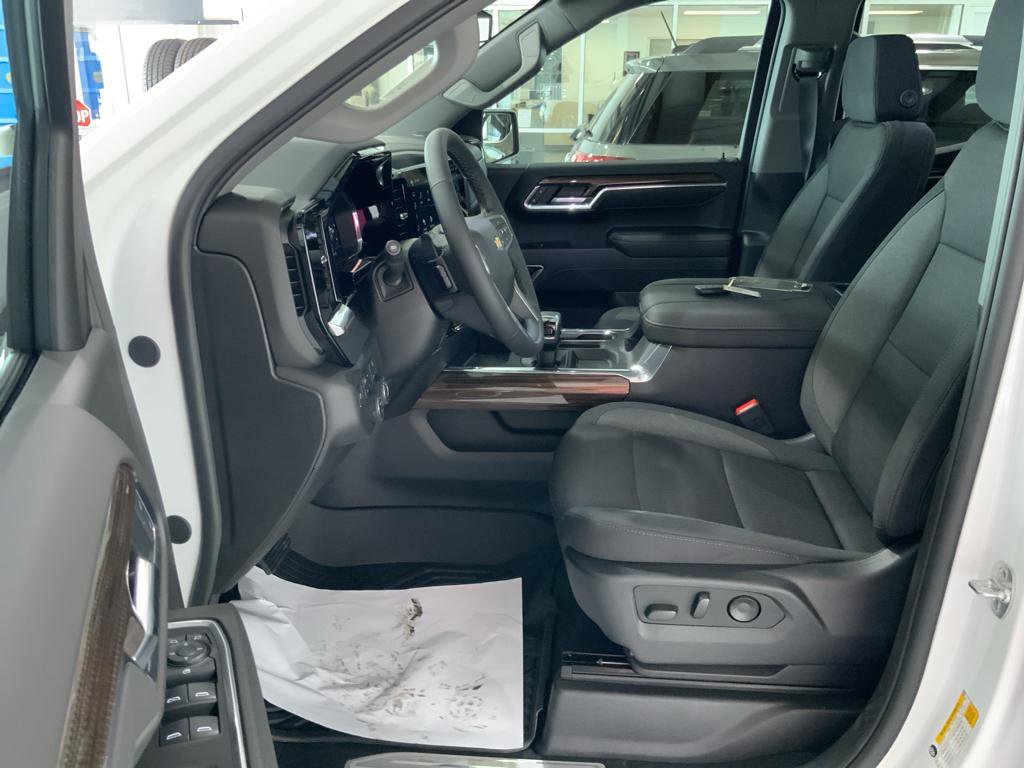 New 2025 Chevrolet Silverado 1500 LT w/ Z71 Off-Road Package image 6