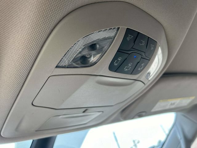 Used 2023 Chrysler Voyager LX FWD image 36