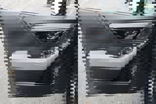 Certified 2025 Subaru Outback Limited w/ Popular Package #2 image 16